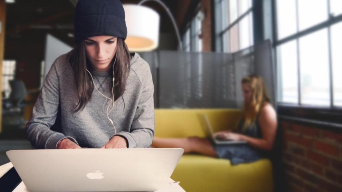 Участники программы работают с инструментами анализа ключевых слов